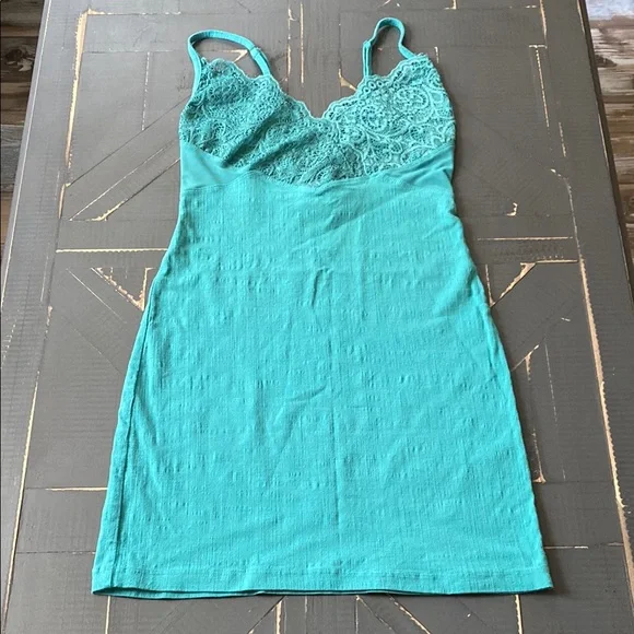 🦋Free People🦋Havana Nights Chemise - Picture 3 of 9